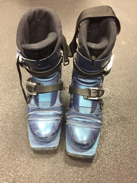 Load image into Gallery viewer, Scarpa T2 Blue Size Specific 4.5 Used Cross Country Boots
