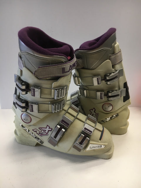 Load image into Gallery viewer, Used Lange XR7 White/Purple Size Women&#39;s 7 Downhill Ski Boots
