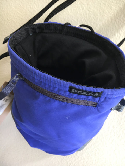 Prana Big Wall Bag Blue/Grey Size Dimensions 6 x 5 New with Tags Chalk Bag