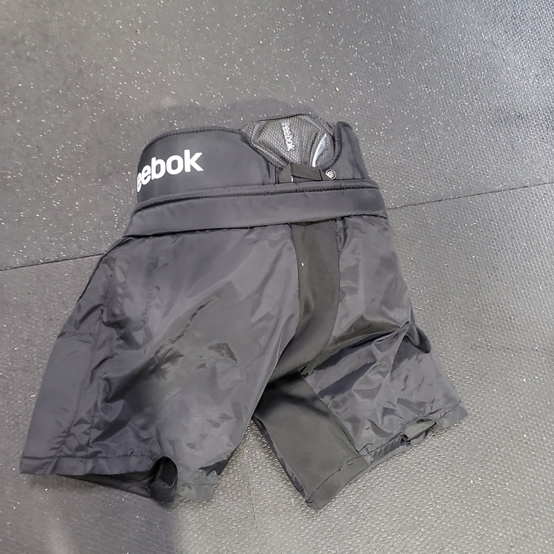 Load image into Gallery viewer, Used Reebok 20k Intermediate XL Goalie Pants
