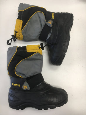 Used kamik Black/Yellow/Grey Jr Size 12 Winter Boots