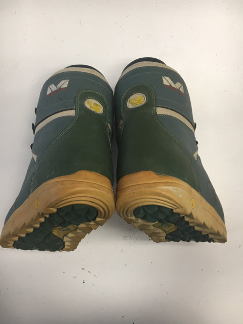 Used Burton MOTO Green/Cream/Blue Womens Size 7 Snowboard Boots