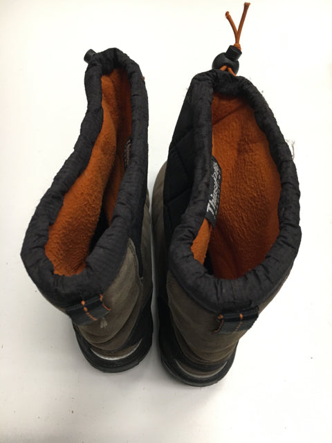 Load image into Gallery viewer, Used Merrell Brown/Black JR Size 4 Winter Boots
