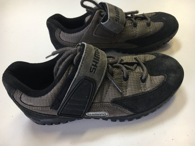 Load image into Gallery viewer, Used Shimano Beige/Black Sr 4 /37 MTB  Biking Shoes w/ SPD Cleats
