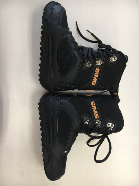 Load image into Gallery viewer, Sims Black Jr. Size Specific 4 Used Snowboard Boots
