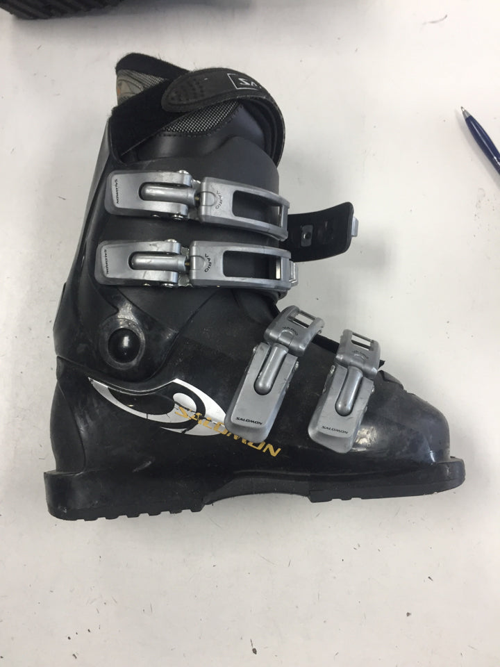 Load image into Gallery viewer, Salomon Black Size 23.5 Used Downhill Ski Boots
