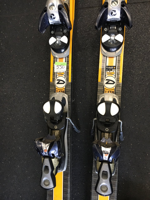 Load image into Gallery viewer, Used Dynastar SkiCross Orange/White Length 190cm Downhill Skis w/Bindings
