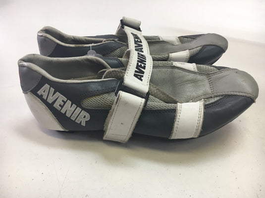 Used Avenir Grey/White Mens 8 Used Biking Shoes