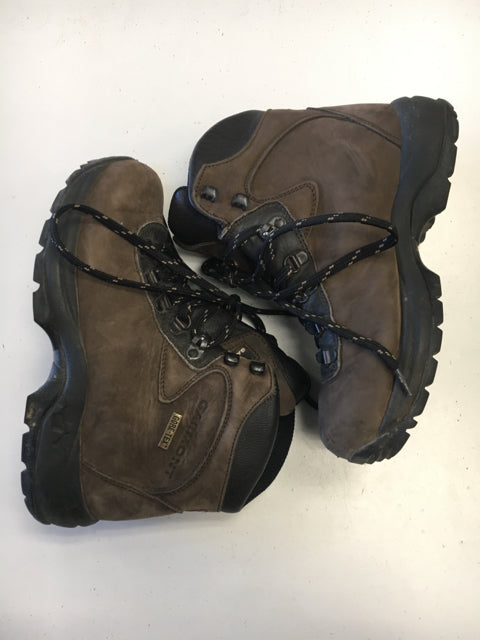 Load image into Gallery viewer, Used Garmont Brown Womens 7 Hiking Boots
