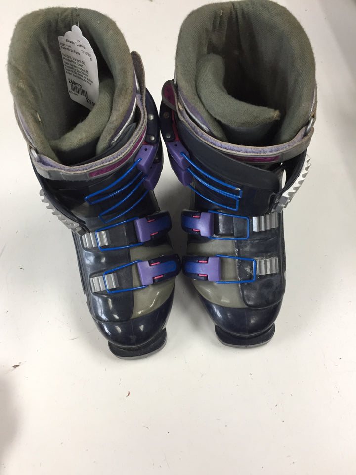 Load image into Gallery viewer, Nordica Vertech 55 Purple/Pink Size 280mm Used Downhill Ski Boots
