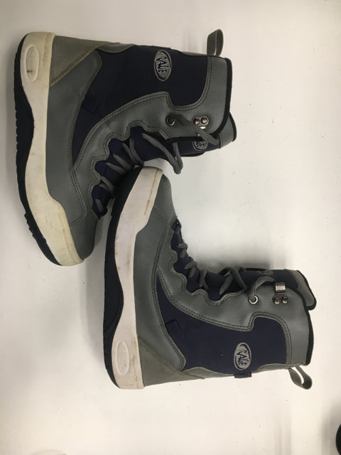 Load image into Gallery viewer, Used RAGE Natural Grey/Navy Mens Size 9 Snowboard Boots
