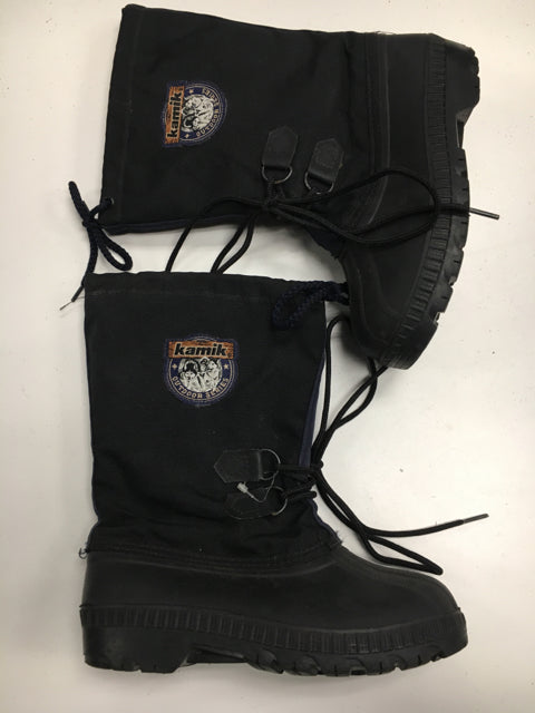 Load image into Gallery viewer, Used kamik Outdoor Series Black Size 4 Winter Boots
