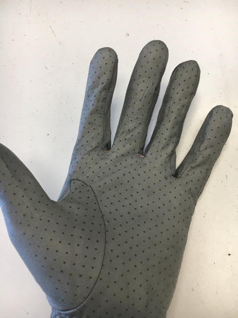 Load image into Gallery viewer, Callaway Grey Large Used Golf Glove
