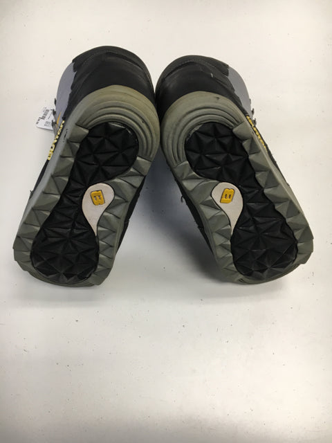 Used Burton MOTO Grey/Black/Yellow Mens Size 8 Snowboard Boots