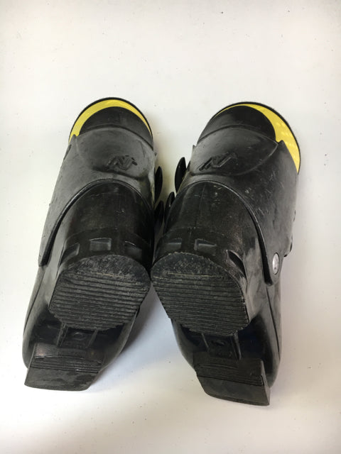 Load image into Gallery viewer, Nordica Front Entry Line 173 Gray/Yellow Size 23.5 Used Downhill Ski Boots
