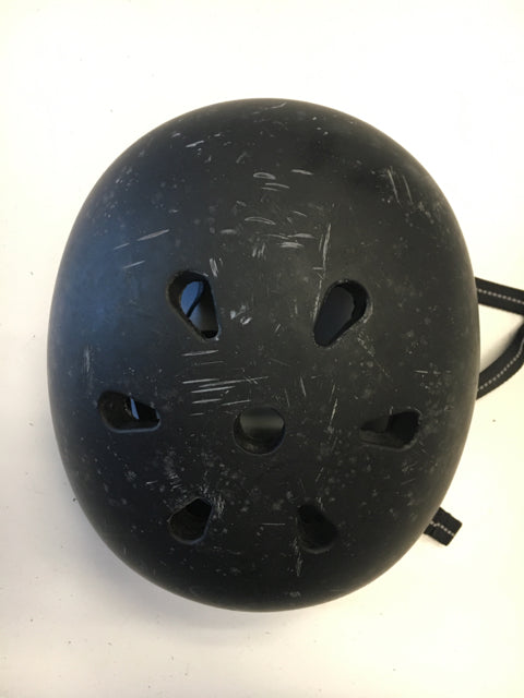 Load image into Gallery viewer, Nutcase Black Small Used Bike Helmet
