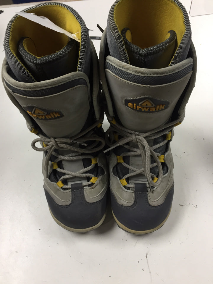 Load image into Gallery viewer, Airwalk CYM Grey/Yellow Mens Size Specific 6 Used Snowboard Boots
