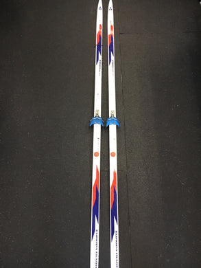 Used Fischer Europa Glass White/Blue Length 210cm Cross Country Skis