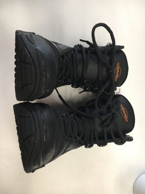 Sims Black Jr. Size Specific 4 Used Snowboard Boots