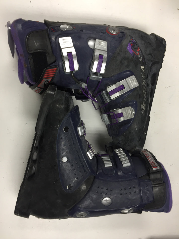 Load image into Gallery viewer, Nordica Vertech 75 Purple Size 270 mm Used Downhill Ski Boots
