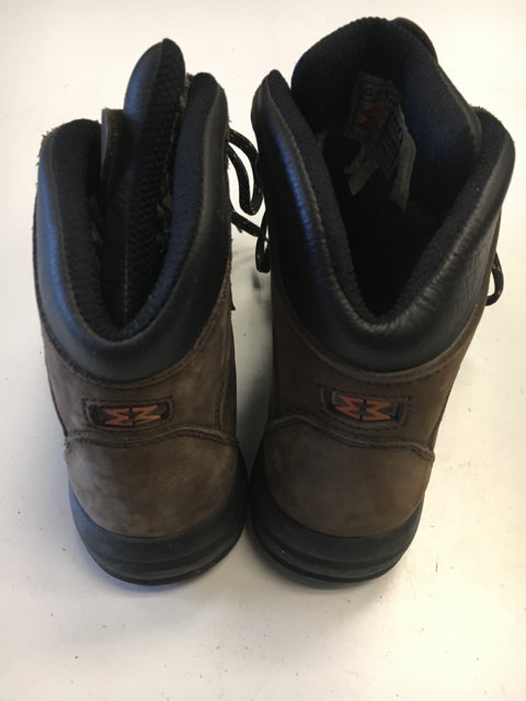 Load image into Gallery viewer, Used Garmont Brown Womens 7 Hiking Boots
