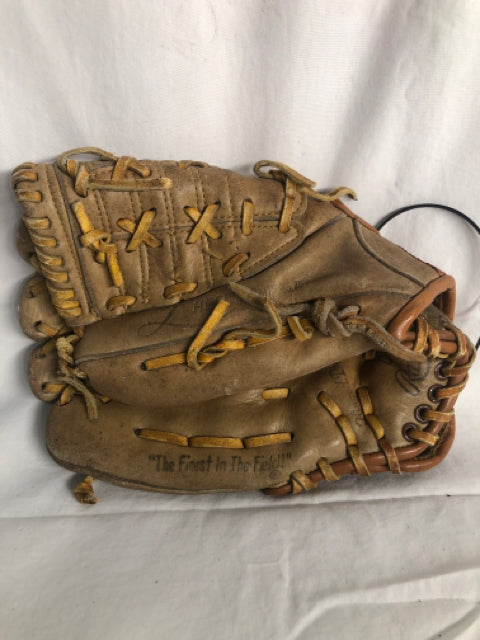 Load image into Gallery viewer, Rawlings GJ99 Size 10&quot; LHT Used Baseball Glove
