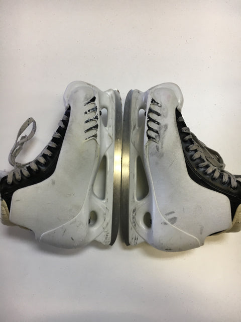 Load image into Gallery viewer, Used Graf Goaler Elite Sr Skate Size 8 Hockey Goalie Skates
