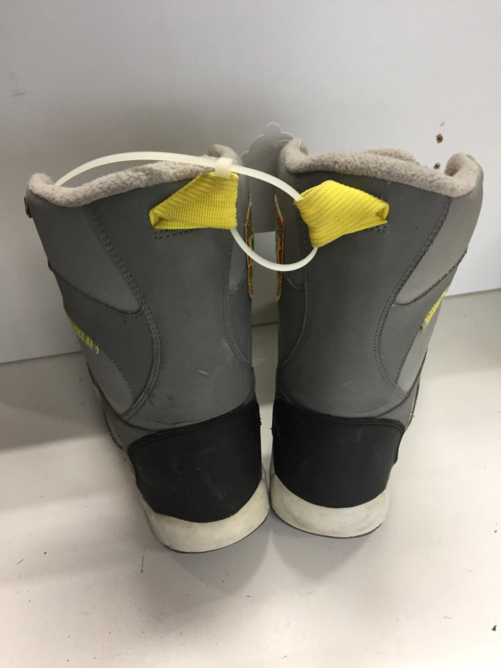 Load image into Gallery viewer, World Industries Grey/Yellow Mens Size Specific 5 Used Snowboard Boots
