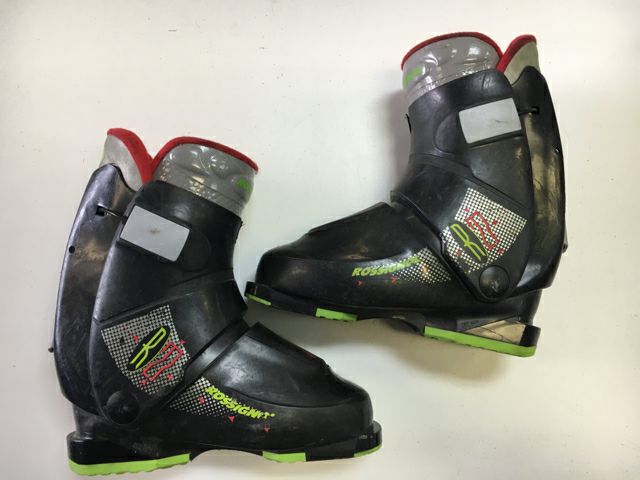 Load image into Gallery viewer, Used Rossignol R27 Black/Red/Green Size 24.5 Downhill Ski Boots
