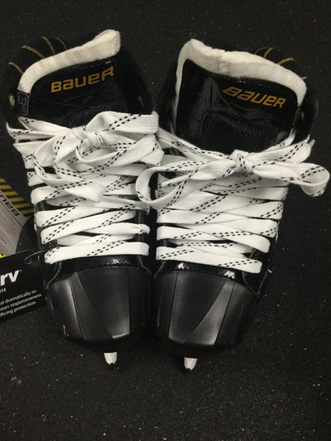 Load image into Gallery viewer, Bauer Supreme S190 Jr. Skate Size 3 EE New Hockey Goalie Skates
