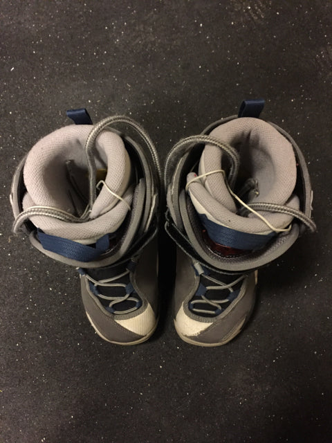 Load image into Gallery viewer, Used Salomon IVY grey/blue Womens 4.5 Snowboard Boots
