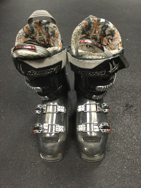 Load image into Gallery viewer, Nordica Black Size 8 Used Downhill Ski Boots
