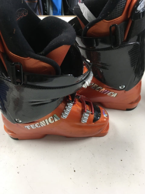 Load image into Gallery viewer, Tecnica Icon Race XT17 Orange Size 4 1/2 Used Downhill Ski Boots
