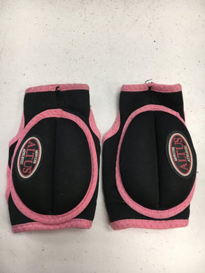 Used Altus Black/Pink Womens Boxing Training Gloves