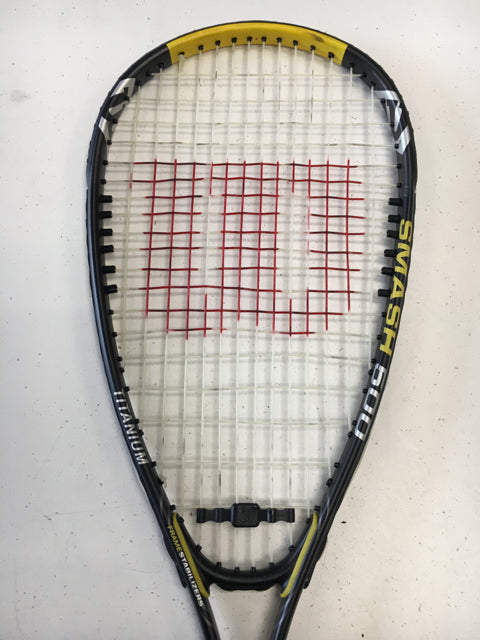 Load image into Gallery viewer, Wilson Smash 500 Used Squash Racquet
