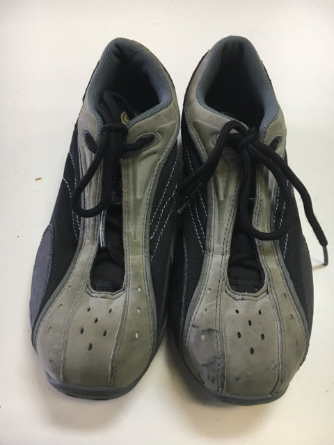 Load image into Gallery viewer, Used Specialized Black/Grey/Blue 39 / 8.5 MTB Biking Shoes w/ SPD cleats.
