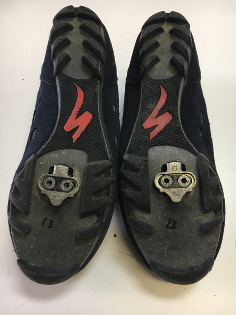 Load image into Gallery viewer, Used Specialized MTB 40 / 7.5 Biking Shoes w/ SPD cleats
