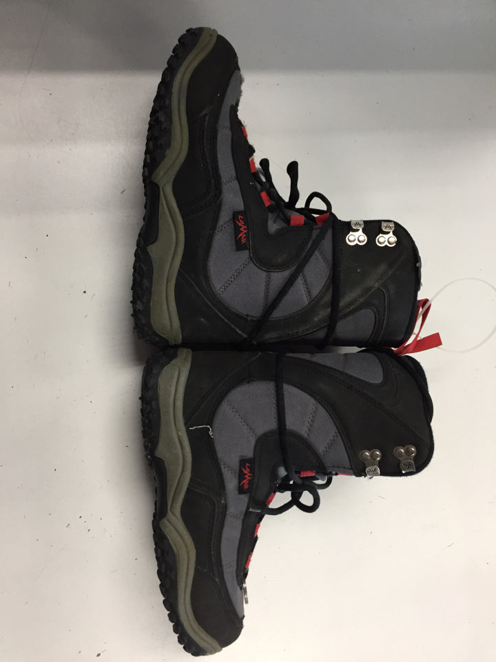 Load image into Gallery viewer, lamar MX1 Black/Red Jr. Size Specific 5 Used Snowboard Boots
