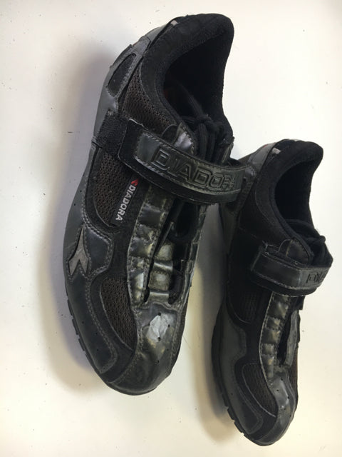 Used Diadora Black Size 5 MTB Biking Shoes
