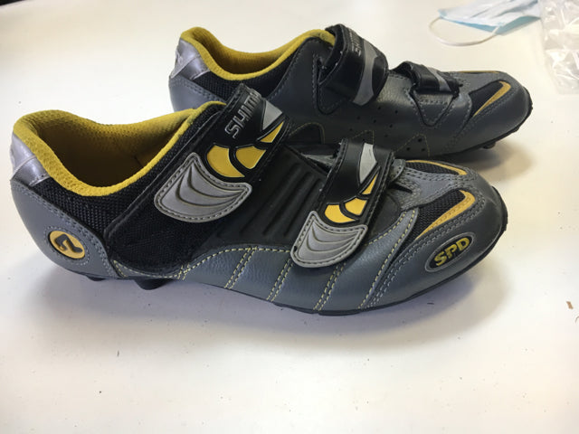 Load image into Gallery viewer, Used Shimano SR 7 MTB Biking Shoes w/ SPD cleats
