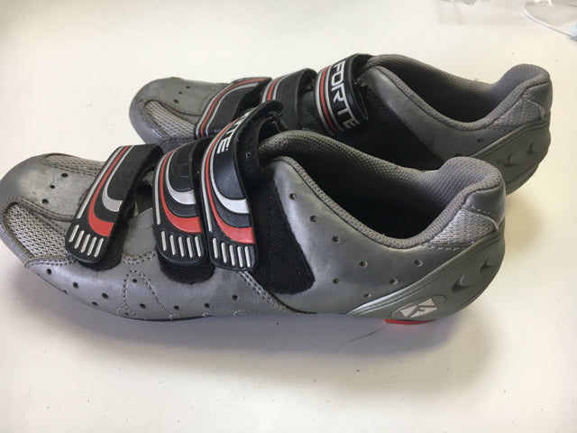 Load image into Gallery viewer, Used Forte Silver/Black Sr 8.5 Road cycling shoes
