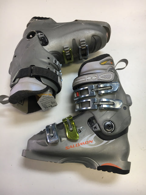 Load image into Gallery viewer, Salomon Evolution2 8.0 Grey Size 23.5 Used Downhill Ski Boots
