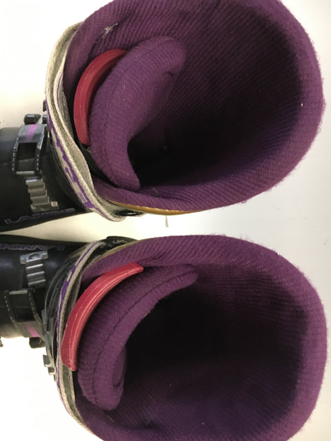 Load image into Gallery viewer, Lange XR8 Black/Purple Size 5 Used Downhill Ski Boots
