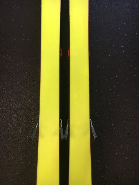 Load image into Gallery viewer, Used Rossignol CUT Ten.Four Navy/Yellow Length 170cm Downhill Skis w/Bindings
