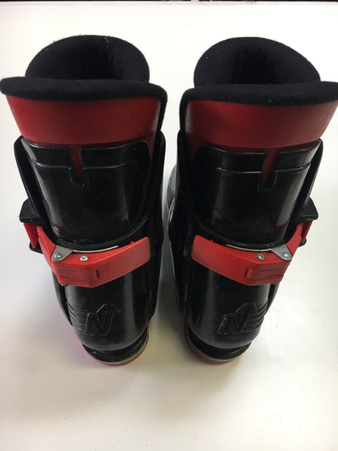 Load image into Gallery viewer, Used Nordica Junior 135 Black/Red Size 24.5 Downhill Ski Boots
