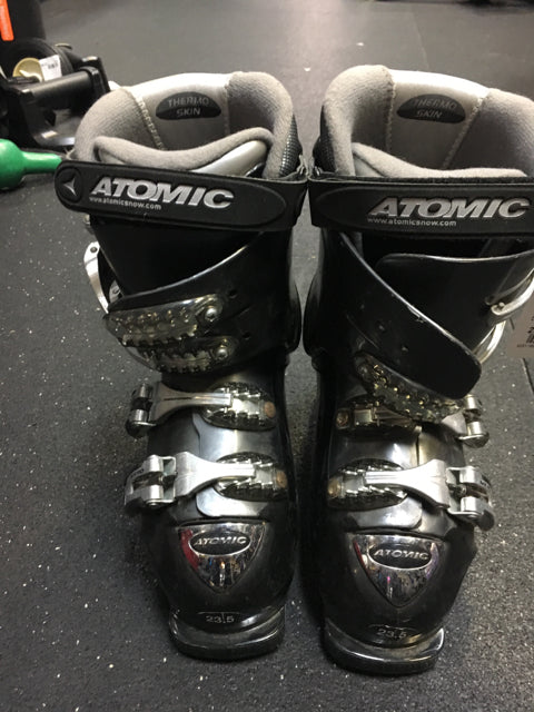 Load image into Gallery viewer, Atomic Beta Carv 7.50 Dark Grey Size 23.5 Used Downhill Ski Boots
