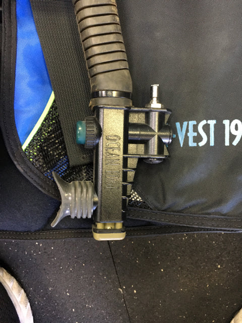 Used Dive Vest