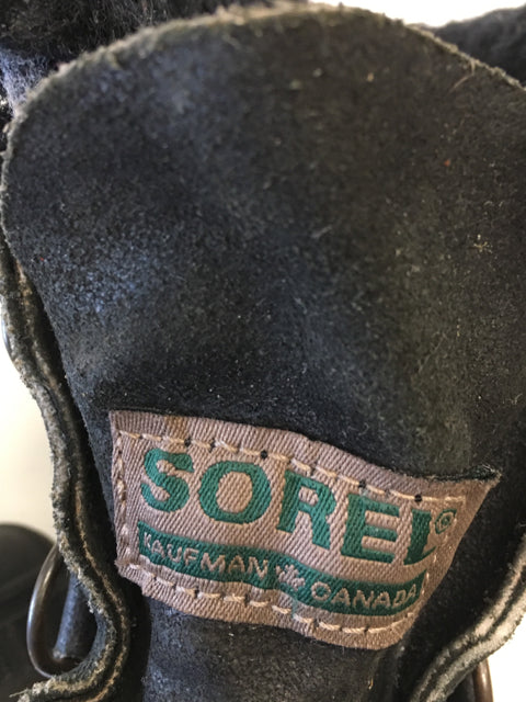 Load image into Gallery viewer, Used Sorel Kaufman Black JR Size 11 Winter Boots
