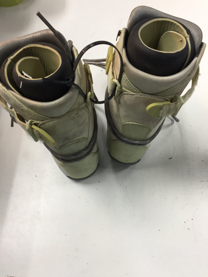 Burton Drifter White/Gray Womens Size Specific 8 Used Snowboard Boots