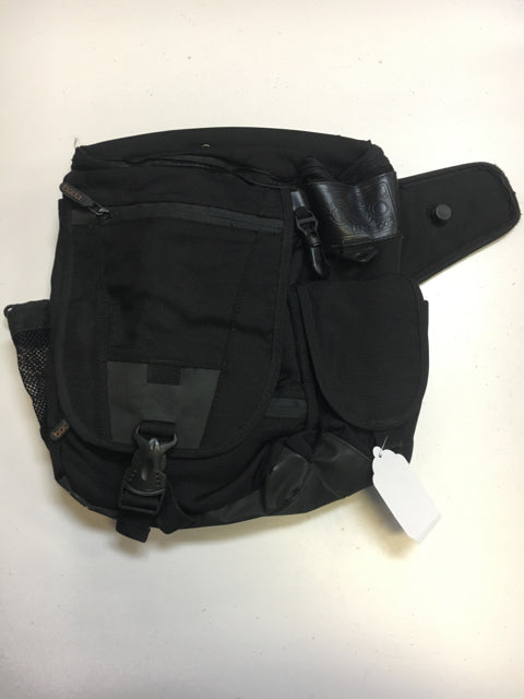 Load image into Gallery viewer, Boda Black Camera Bag Used Misc Outdoor Activities
